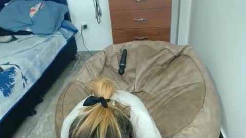 Snapshot of kratos_and_afrodita chatting on October 6, 2025, 11:13 pm kratos_and_afrodita online show from October 6, 2025, 11:13 pm