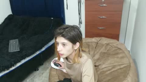 Snapshot of kratos_and_afrodita chatting on October 11, 2025, 2:22 am kratos_and_afrodita online show from October 11, 2025, 2:22 am