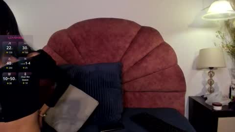 Nahomi online show from November 29, 2025, 11:57 am