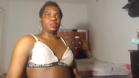 kristal_cox2 online show from October 14, 2025, 11:44 am