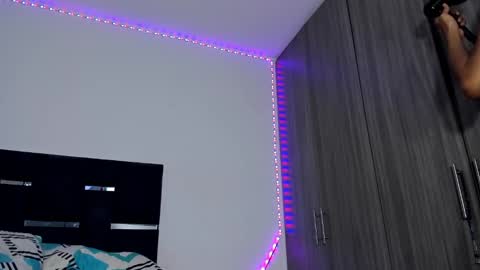 kristen_dollts online show from January 22, 2025, 10:26 pm