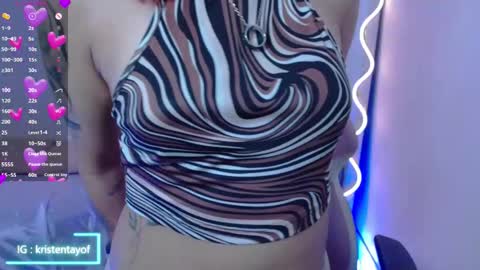 Snapshot of kristen_tay chatting on October 15, 2025, 8:31 pm kristen_tay online show from October 15, 2025, 8:31 pm