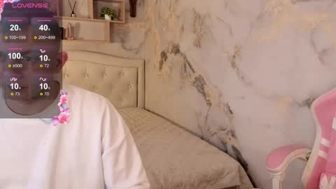 Kristiana and Antony online show from October 8, 2025, 10:29 pm