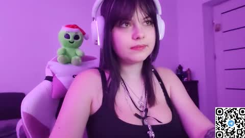 Christie online show from November 17, 2025, 9:09 pm