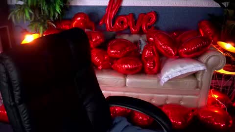 kristifoxy online show from February 22, 2026, 7:34 pm