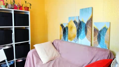 Christina online show from March 25, 2026, 7:03 am