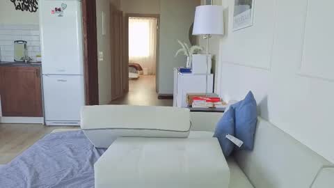 Kristi online show from September 30, 2025, 5:23 am