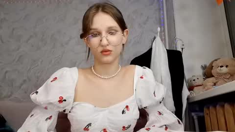 Erin online show from April 20, 2026, 4:54 pm