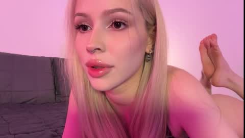 Kristy and Alice online show from October 16, 2025, 11:39 pm