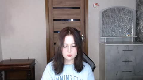 Kristy online show from October 18, 2025, 8:31 pm