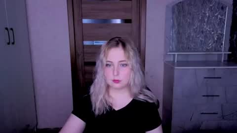Kristy online show from June 22, 2026, 9:56 pm