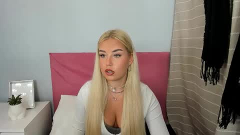Snapshot of kristyflowers chatting on January 12, 2025, 8:57 am KristyFlowers online show from January 12, 2025, 8:57 am