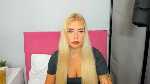 Snapshot of kristyflowers chatting on January 21, 2025, 6:00 am KristyFlowers online show from January 21, 2025, 6:00 am