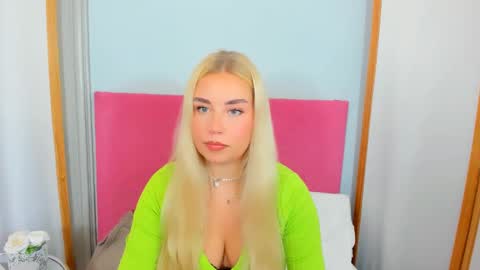 Snapshot of kristyflowers chatting on February 1, 2025, 6:00 am KristyFlowers online show from February 1, 2025, 6:00 am