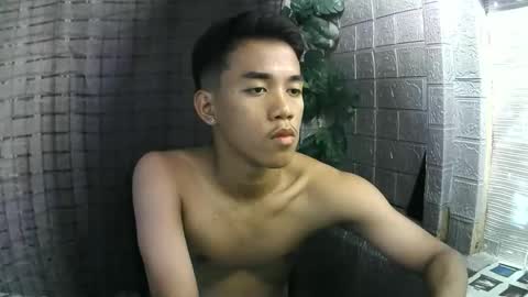 kritthanarkorn online show from November 10, 2025, 7:40 am