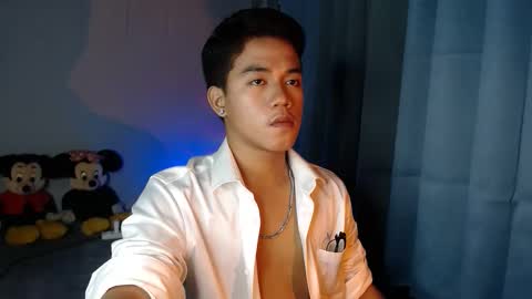 kritthanarkorn online show from June 1, 2026, 4:52 pm