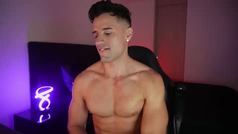 Snapshot of krops_ chatting on February 16, 2026, 5:03 am KROPS online show from February 16, 2026, 5:03 am