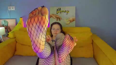 Krys online show from February 5, 2026, 6:51 am