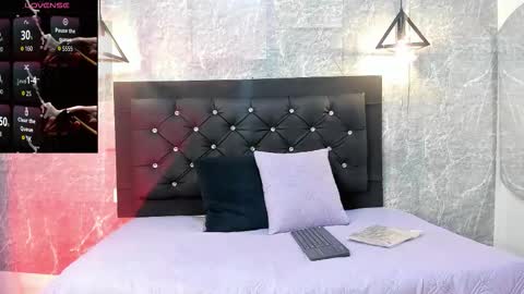 Kystal Taylor online show from October 1, 2025, 11:27 am