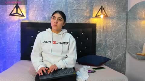 Kystal Taylor online show from January 9, 2026, 10:29 am