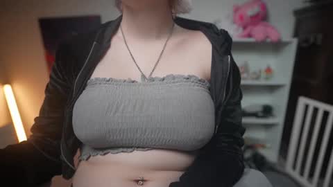 Krystal Syx online show from February 14, 2025, 5:25 pm