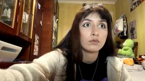 Snapshot of krystleprzygocki chatting on February 4, 2026, 4:35 pm Mira online show from February 4, 2026, 4:35 pm