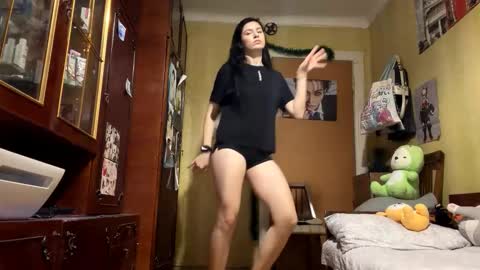 Snapshot of krystleprzygocki chatting on February 10, 2026, 8:35 pm Mira online show from February 10, 2026, 8:35 pm