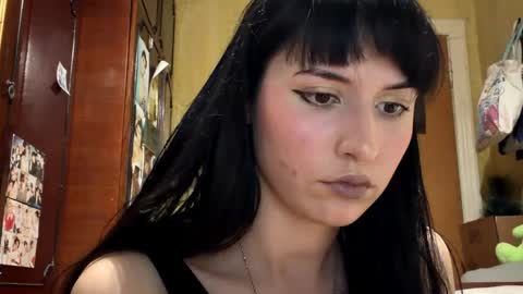 Mira online show from April 5, 2026, 8:39 pm