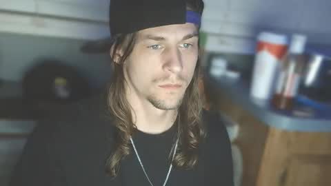 krytiar1992 online show from November 19, 2025, 7:08 am