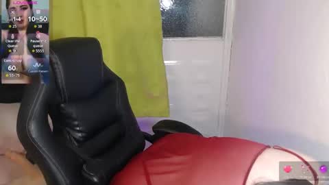 kryystaladams online show from February 2, 2026, 1:54 pm