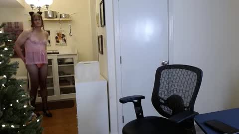 Cait online show from December 17, 2025, 12:27 am