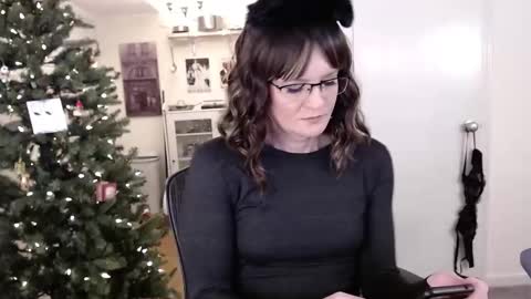 Cait online show from January 6, 2026, 1:42 am