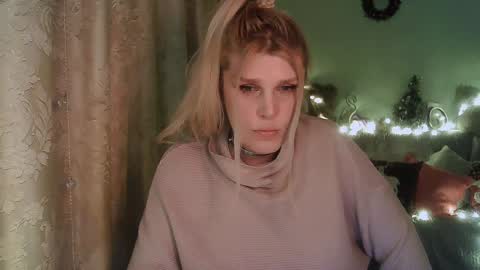 Annika  MTF ts post -op online show from January 6, 2025, 2:25 pm