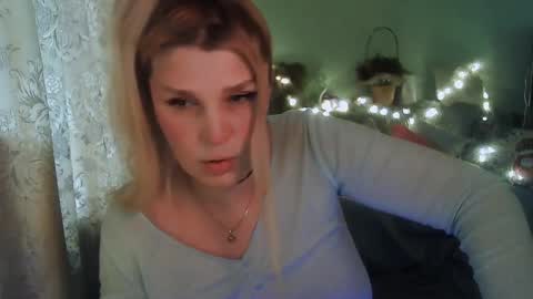 Snapshot of kudesnizza chatting on February 9, 2025, 11:14 am Annika MTF ts post -op online show from February 9, 2025, 11:14 am