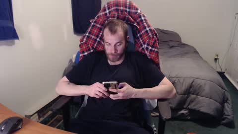Snapshot of kuggy570 chatting on January 29, 2025, 12:01 am Kuggy online show from January 29, 2025, 12:01 am