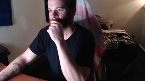 Kuggy online show from November 23, 2025, 1:22 pm