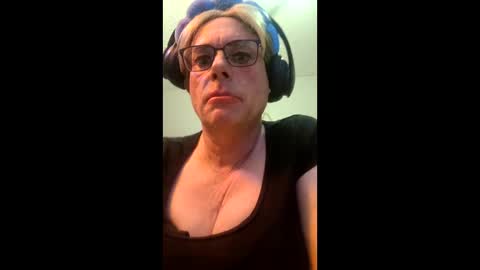 kullinky69 online show from December 19, 2025, 4:30 am