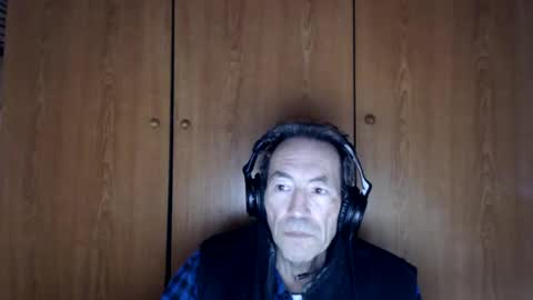 ImetandfellinloveKuanyim online show from December 15, 2024, 7:46 am