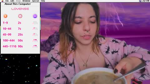 Krypto hethey online show from November 5, 2025, 9:48 pm