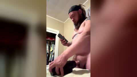 kuntryg83 online show from December 20, 2025, 10:28 pm