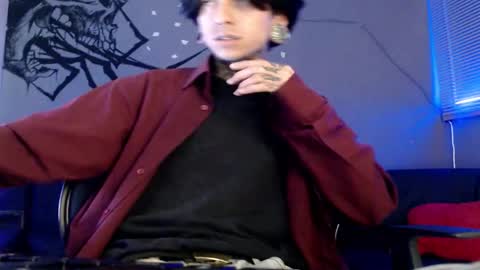 kuregari_xs online show from October 6, 2025, 3:37 am