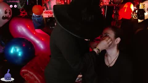 Fetiche Woman online show from October 11, 2025, 4:49 pm