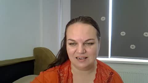 kurkuma_ online show from March 25, 2026, 1:17 pm