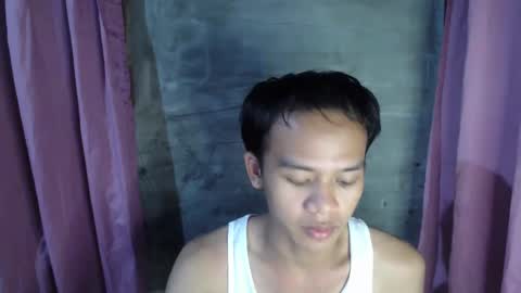 Snapshot of kurtxxx07 chatting on February 13, 2025, 12:54 pm kurtxxx07 online show from February 13, 2025, 12:54 pm