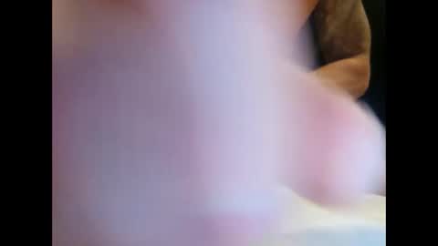 Snapshot of kutangos773 chatting on February 25, 2026, 1:37 am kutangos773 online show from February 25, 2026, 1:37 am