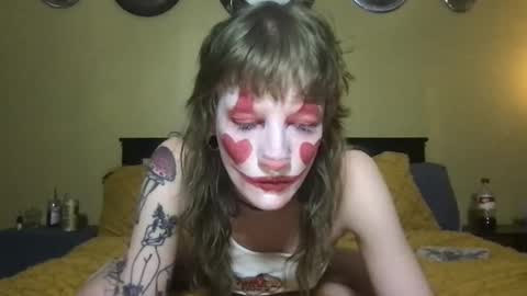 Kweef Kween online show from May 27, 2026, 3:03 am