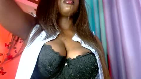 Snapshot of kween_p chatting on November 8, 2025, 12:27 pm Elsa online show from November 8, 2025, 12:27 pm