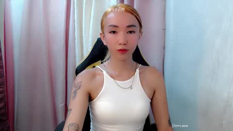 kweenie1026 online show from May 18, 2026, 6:41 am
