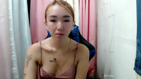 Snapshot of kweenie1026 chatting on July 4, 2026, 2:51 am kweenie1026 online show from July 4, 2026, 2:51 am