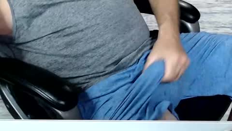 kwib34 online show from October 5, 2025, 10:02 am